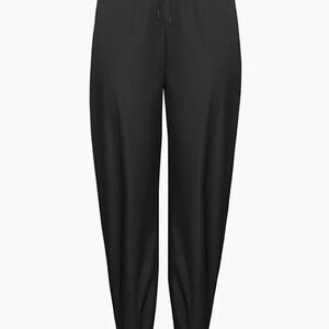 Aritzia Classic Black Joggers